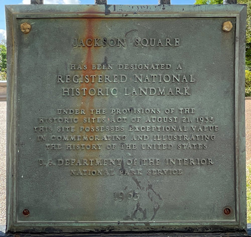 Plaque